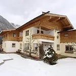 Alluring With Swimming Pool In Tyrol 公寓 *