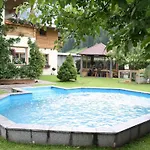 アパート Alluring With Swimming Pool In Tyrol ヴァイトリンク