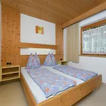 Alluring With Swimming Pool In Tyrol Apartment *