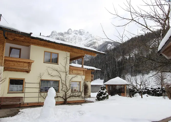 شقة Alluring With Swimming Pool In Tyrol *