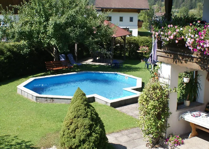 Alluring With Swimming Pool In Tyrol Apartman