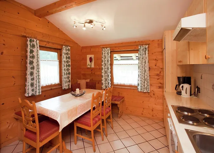 Alluring With Swimming Pool In Tyrol شقة *